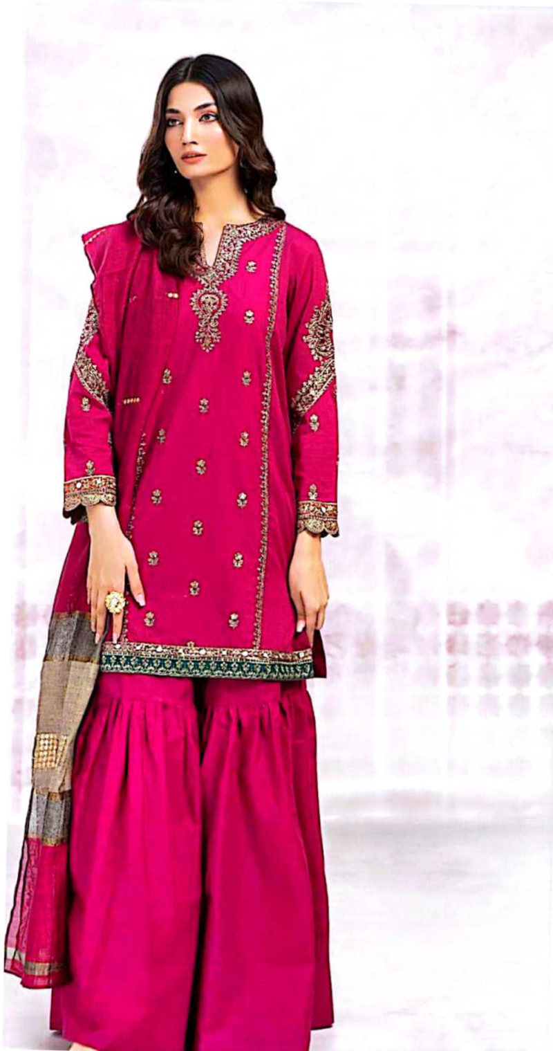 3 Piece Embroidered Lawn Suit - Image 4