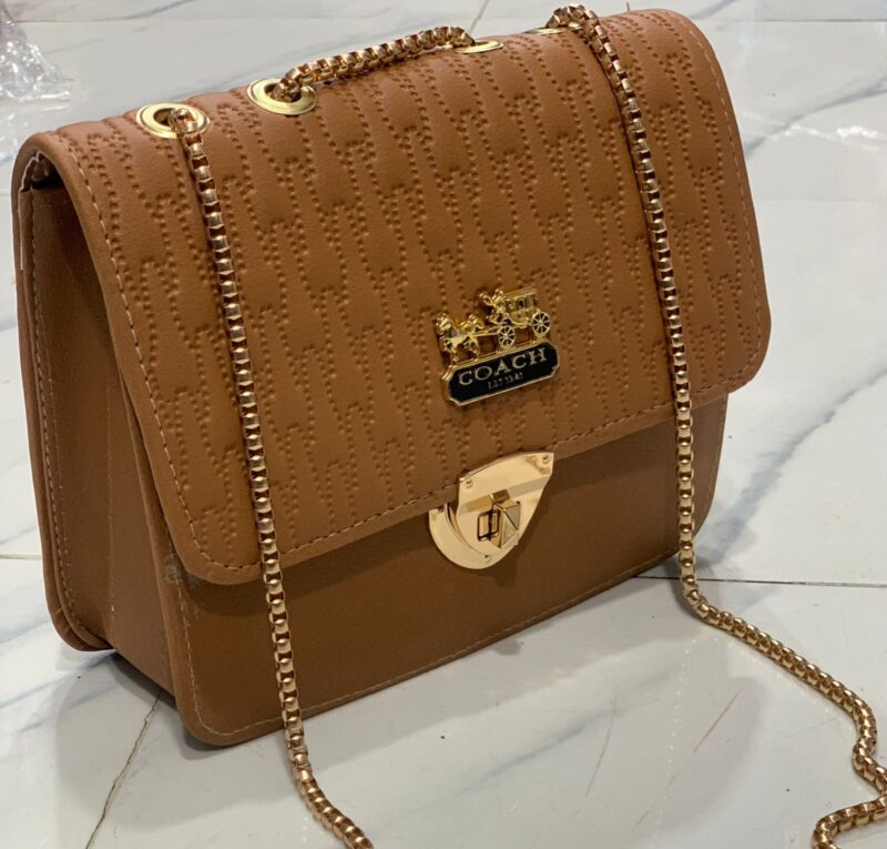 Coach-Inspired Quilted Shoulder Bag - Image 3