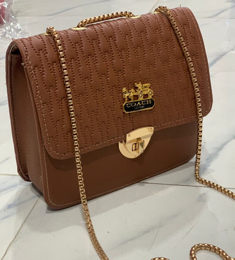 Coach-Inspired Quilted Shoulder Bag - Image 4